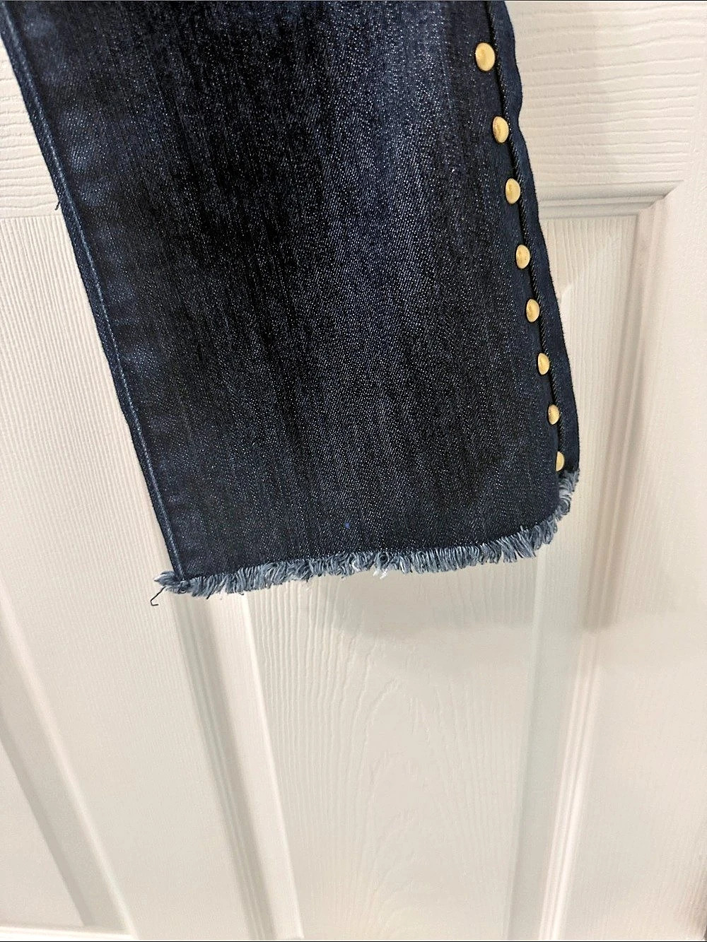 Michael Kors Studded Cropped Jeans in Dark Blue Wash 25 inch waist - Picture 6 of 9
